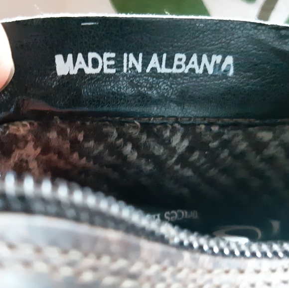 Bata Leather Boots - Picture 8 of 8